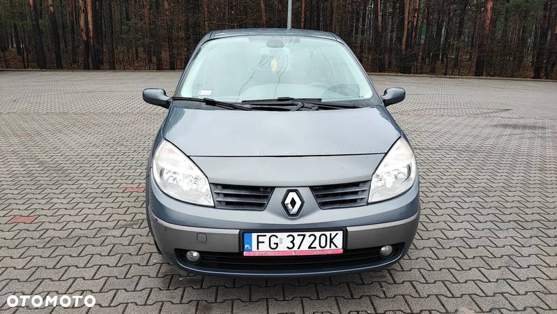 Renault Scenic 2.0 16V Emotion Plus - 4