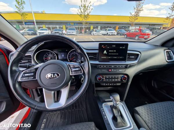 Kia Ceed 1.4 T-GDI 7DCT Star - 9