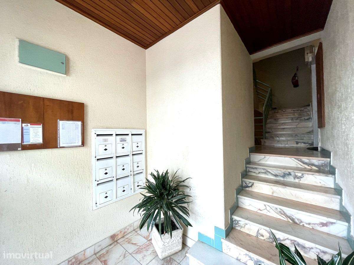 Apartamento T3 em Almada-17
