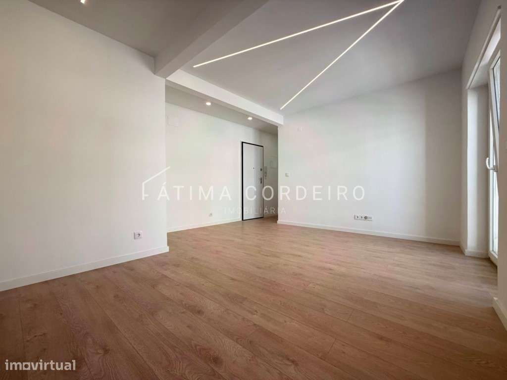 T2 completamente remodelado Praça Gil Vicente-0