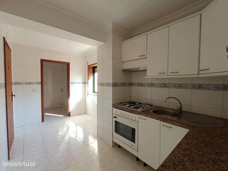 Apartamento T2 em Rio Tinto, Gondomar-7