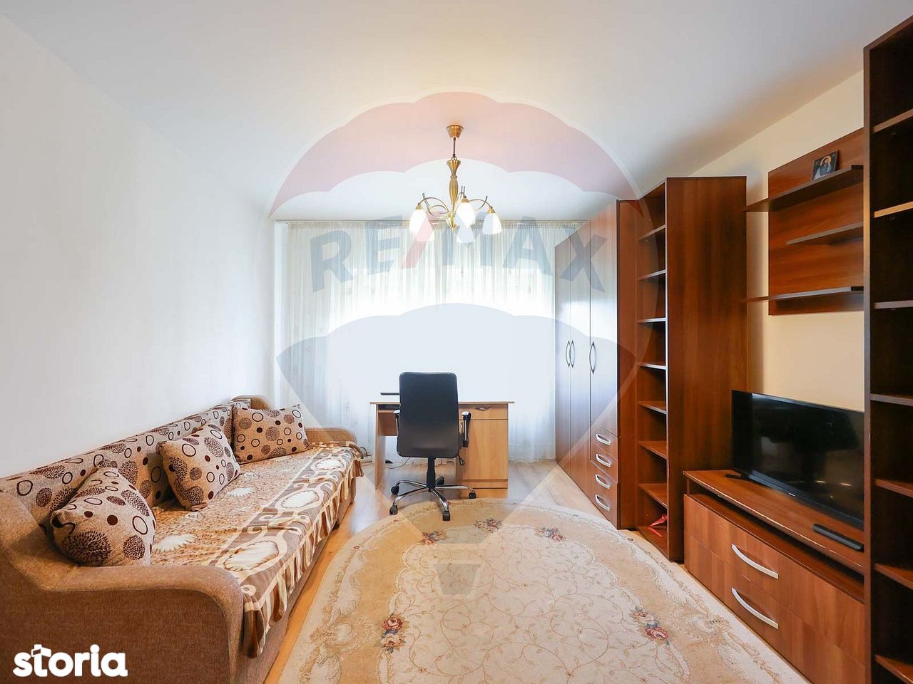 Apartament cu 4 camere și uscătorie de vânzare în Dragoș Vodă