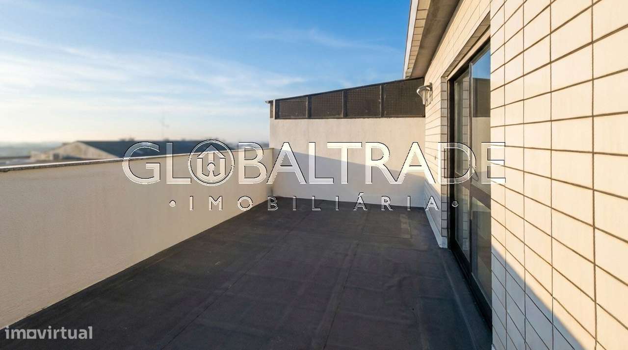 Apartamento T2 Renovado & Equipado em Matosinhos-27