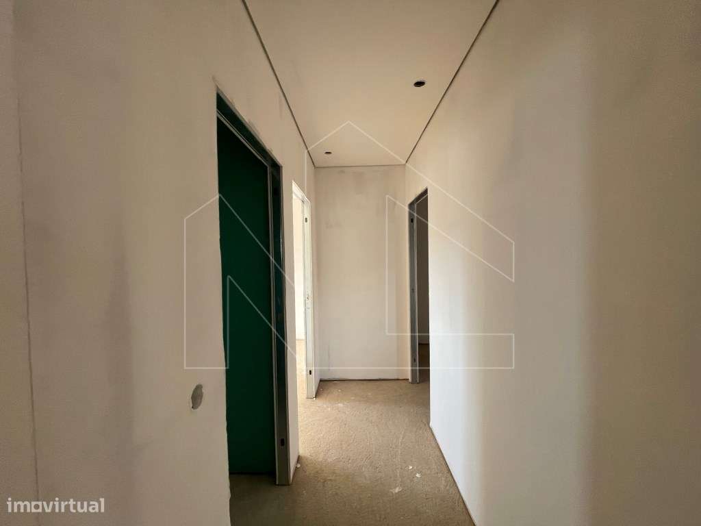 Moradia T2 com Espaço Exterior - A Dois Minutos do Centro de Águeda!-3