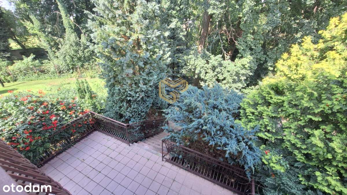 Cichy dom wśród zieleni, duży taras, dobry dojazd-6