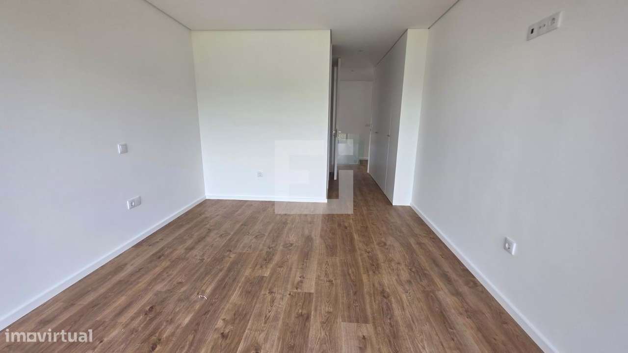 Moradia em Banda T3 com terraço em Gondomar - Grande imagem: 4/54