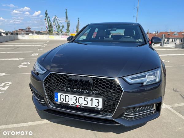 Audi A4 2.0 TFSI ultra S tronic - 2