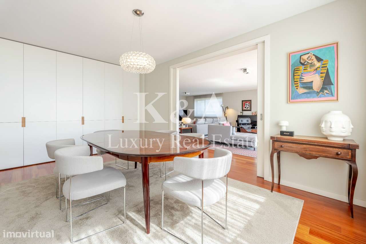 Apartamento T4 em Matosinhos Sul com varanda e vista mar.-13