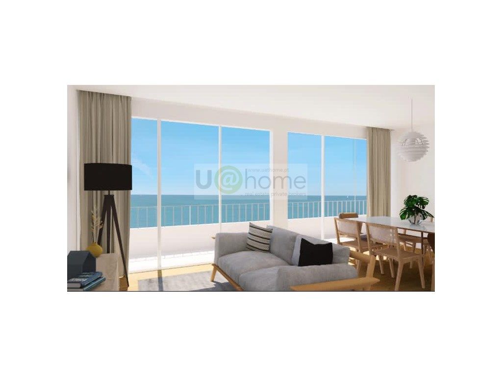 Apartamento T2 Dafundo com vista frontal de rio