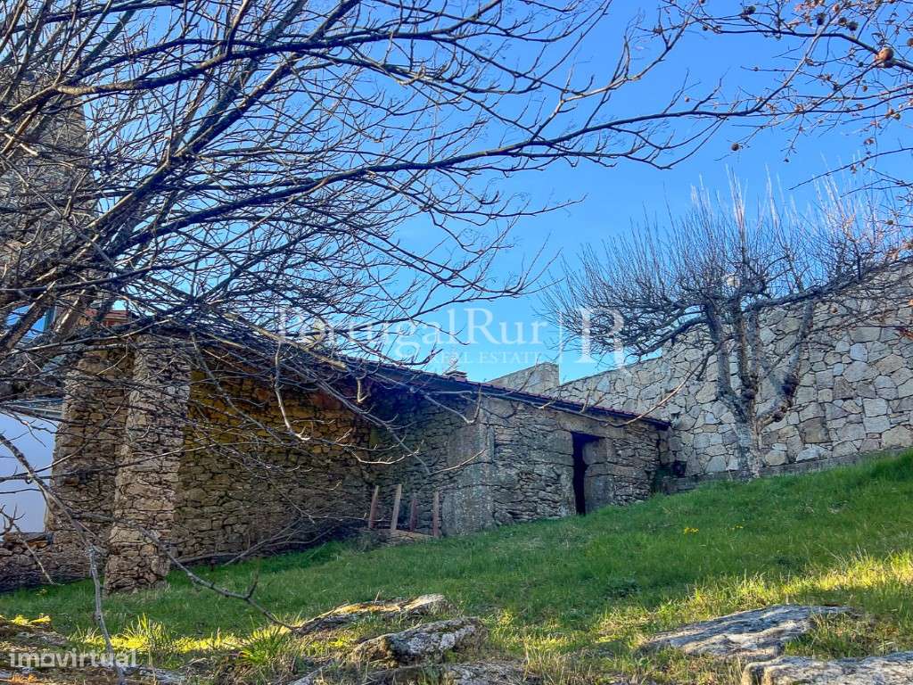 Moradia com potencial de investimento na Serra da Estrela, Covilhã-44