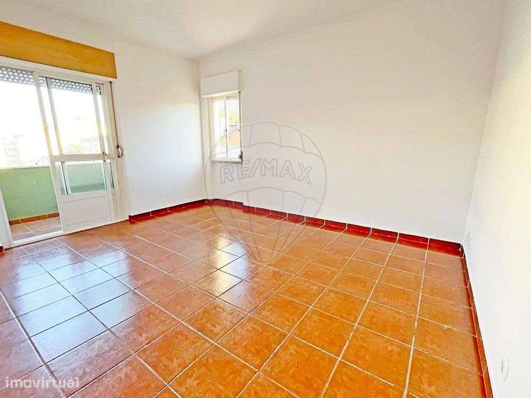 Apartamento T2 para venda - Grande imagem: 2/11