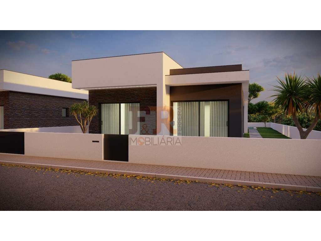 Moradia Isolada Térrea T3 com Piscina Fernão Ferro - Grande imagem: 2/14