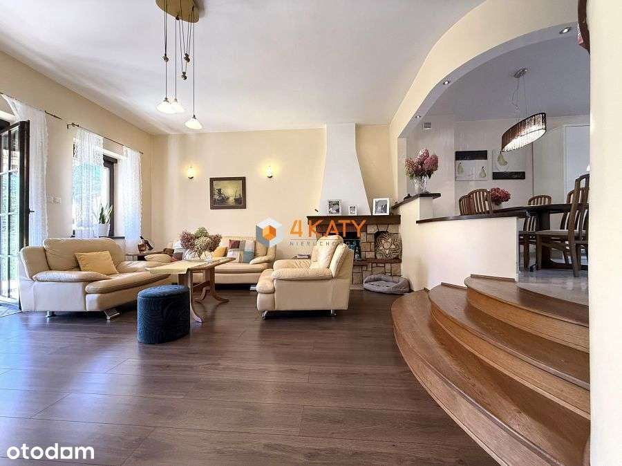 | Os. Malarzy | dom otulony zielenią - Pełny obrazek: 5/20