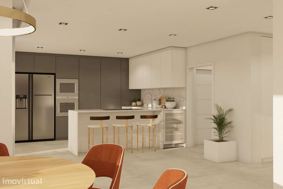 Moradia T4 no coração de Loulé com piscina e garagem - Grande imagem: 4/28