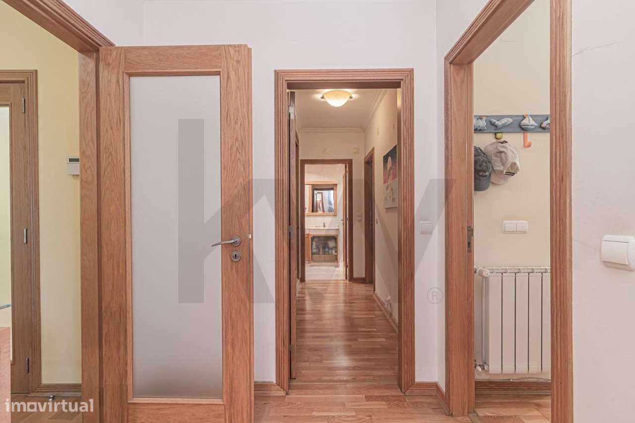 Apartamento T3 com Terraço em Queijas, Oeiras - Grande imagem: 4/37