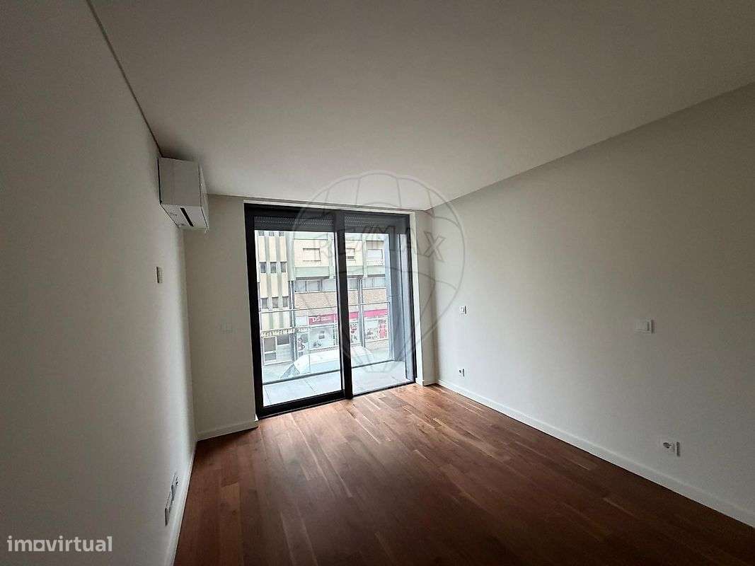 Apartamento T2 para arrendamento - Grande imagem: 2/3