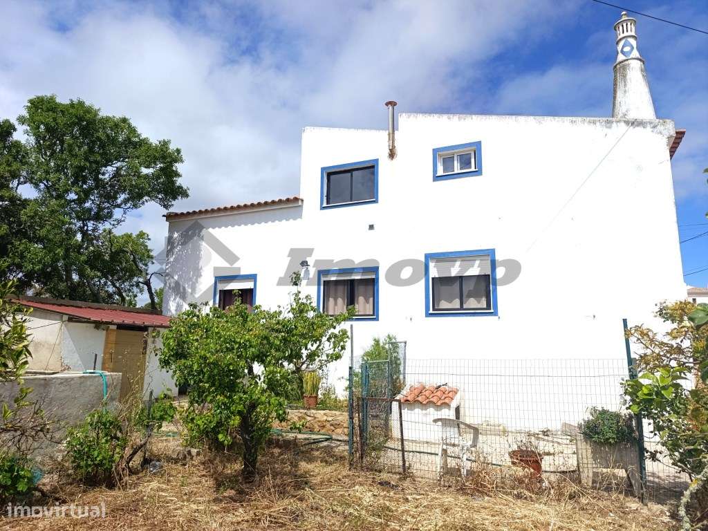 Moradia T3 com amplo terreno a 1,5 km da praia, Vila do Bispo-32