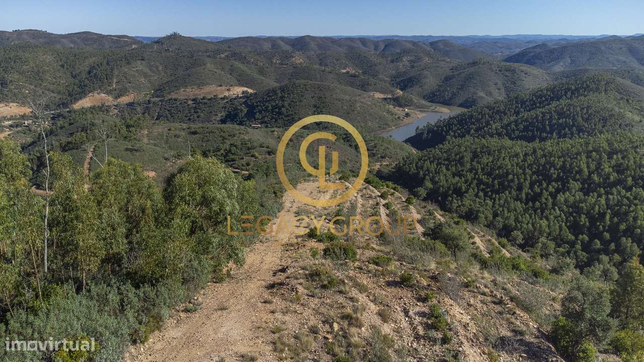 Propriedade de 10 hectares perto da barragem de Odelouca-6