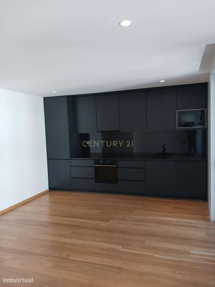 Apartamento T2, Rua de Camões, Centro do Porto - Grande imagem: 4/15