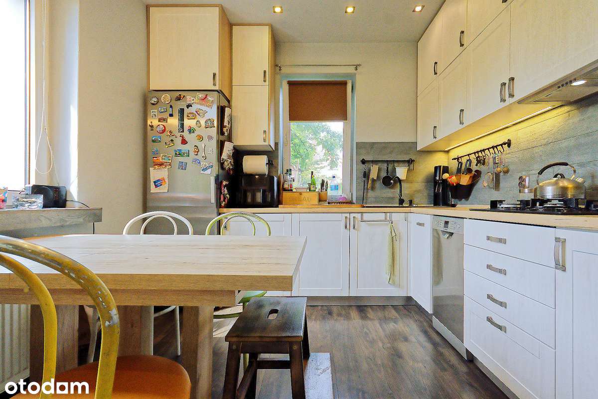 Przestronny dom z 7 pokojami i garażem W Chełmie.-6