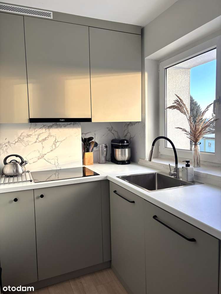 Sprzedam słoneczne, 3-pokojowe mieszkanie na Grunwaldzie - UMEBLOWANE