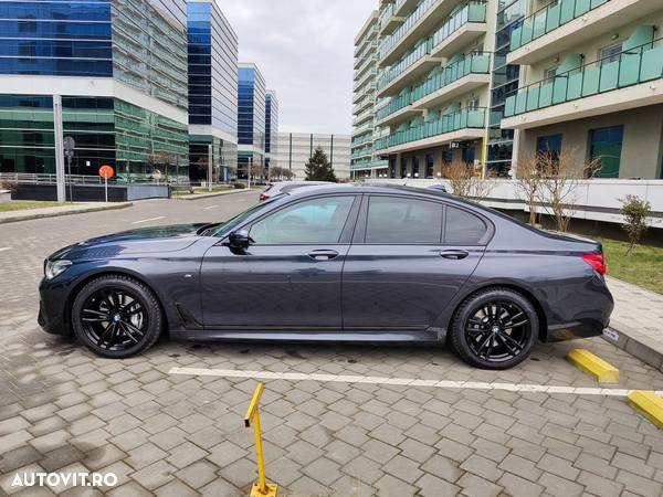 BMW Seria 7 740i - 6