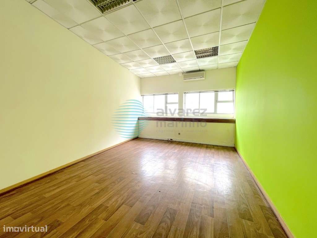 Escritório, Loja e armazém no CENTRO de TORRES VEDRAS. - Grande imagem: 5/21