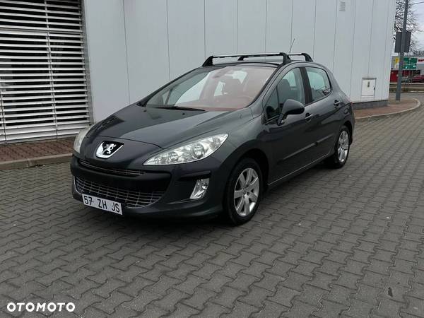 Peugeot 308 - 1