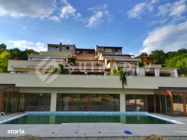 Apartament Exclusivist cu Grădină și Piscină, 2 Camere-0