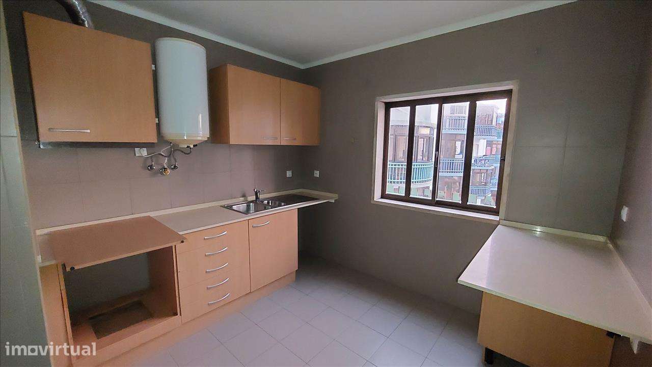 Apartamento em Sintra, Algueirão-Mem Martins - Grande imagem: 5/13