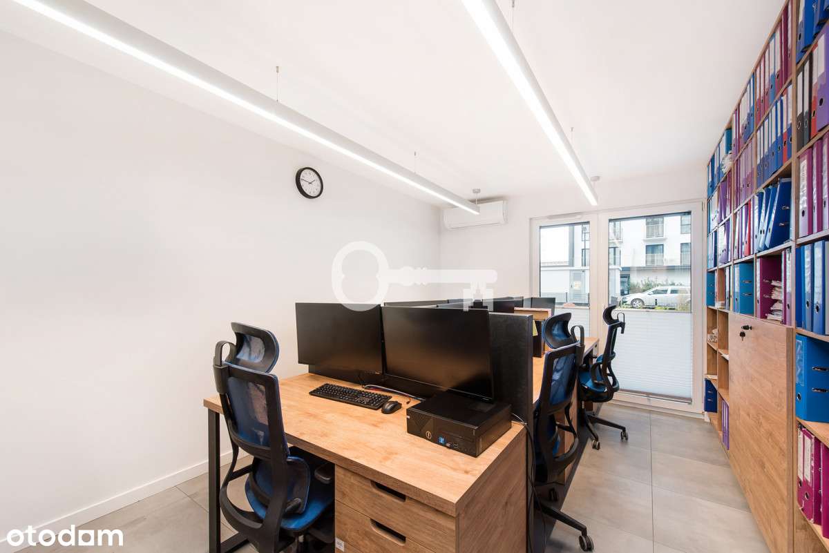 Nowoczesny budynek | 14 stanowisk-5