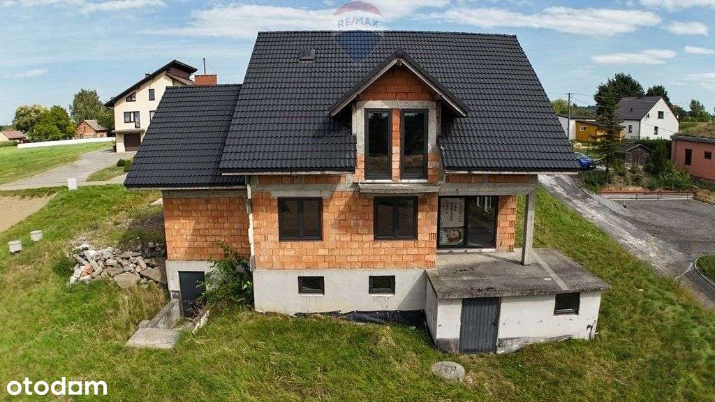 Przestronny dom do wykończenia na dużej działce. - Pełny obrazek: 4/20