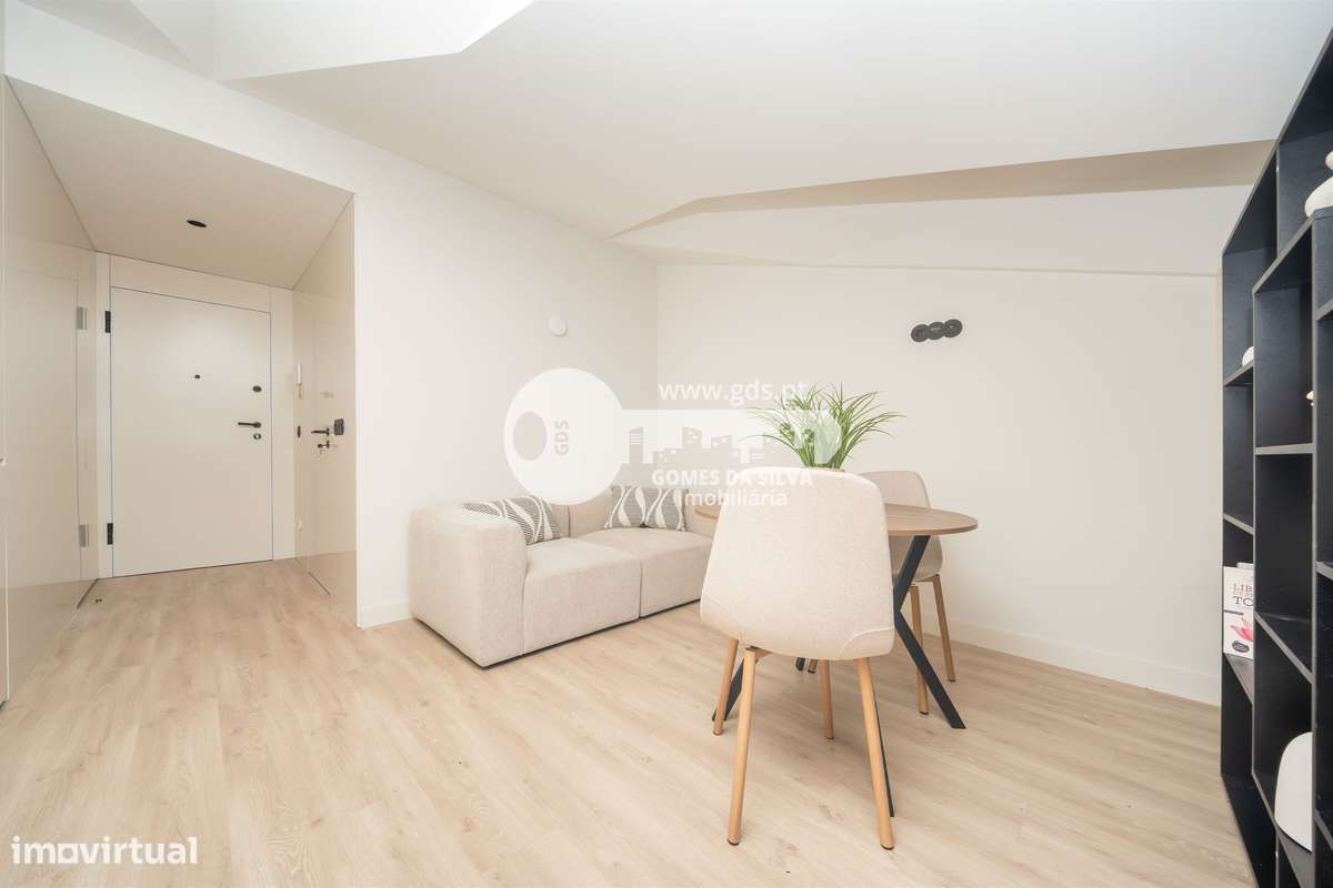 T0 Equipado e Mobilado no Centro de Braga-19