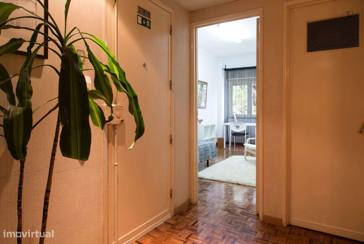 Quarto - localizado em Sete Rios Lisbon - Grande imagem: 5/6