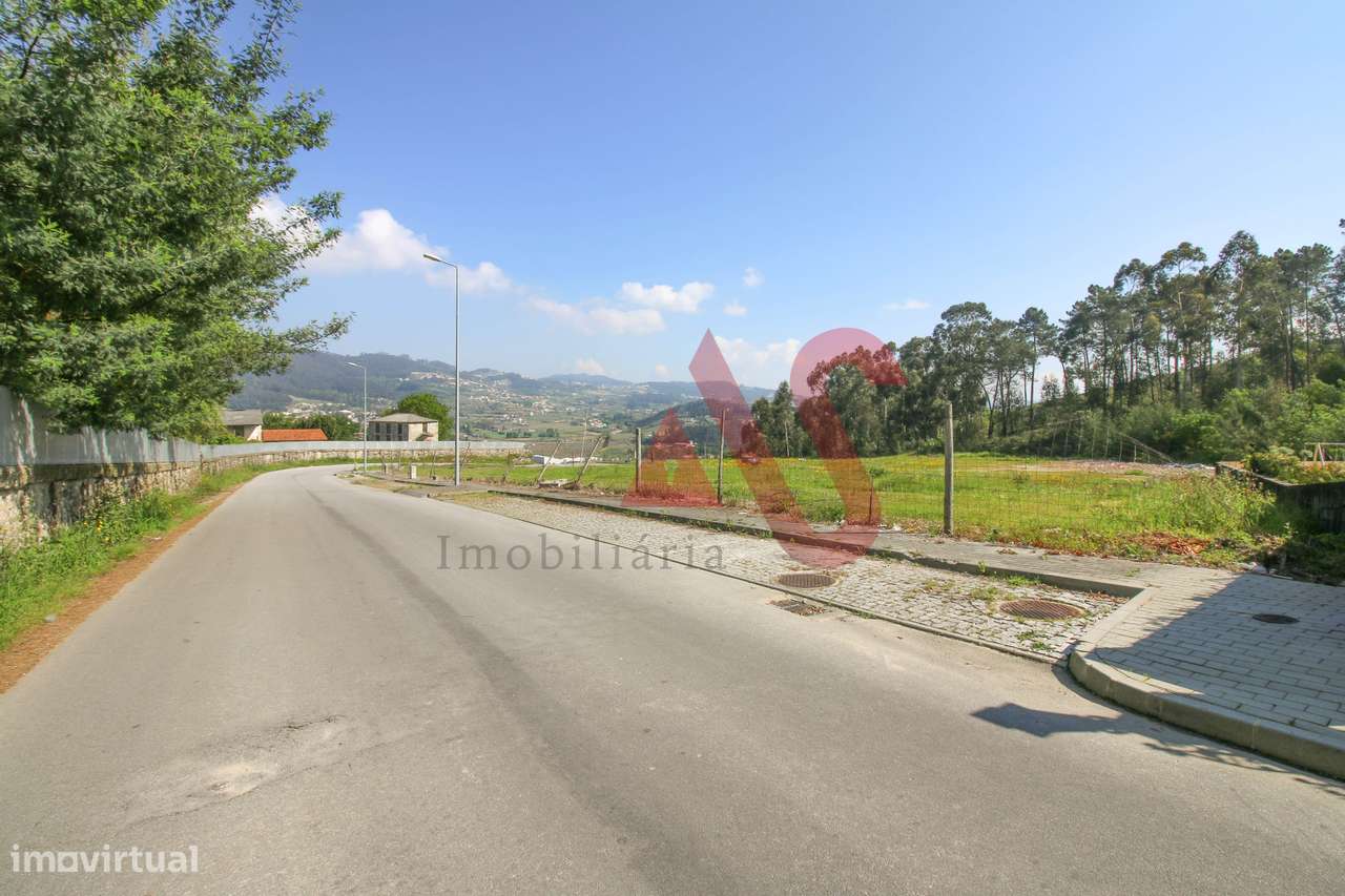 Terreno para construção com 750 m2 em Regilde, Felgueiras - Grande imagem: 5/12