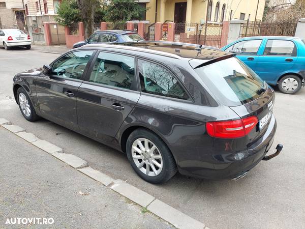 Audi A4 2.0 TDI quattro S tronic - 31