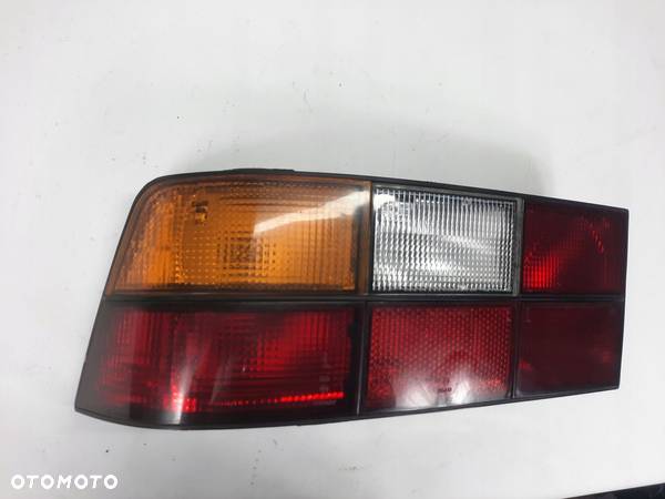 PORSCHE 924 LAMPA LEWY TYŁ TYLNA LEWA - 2