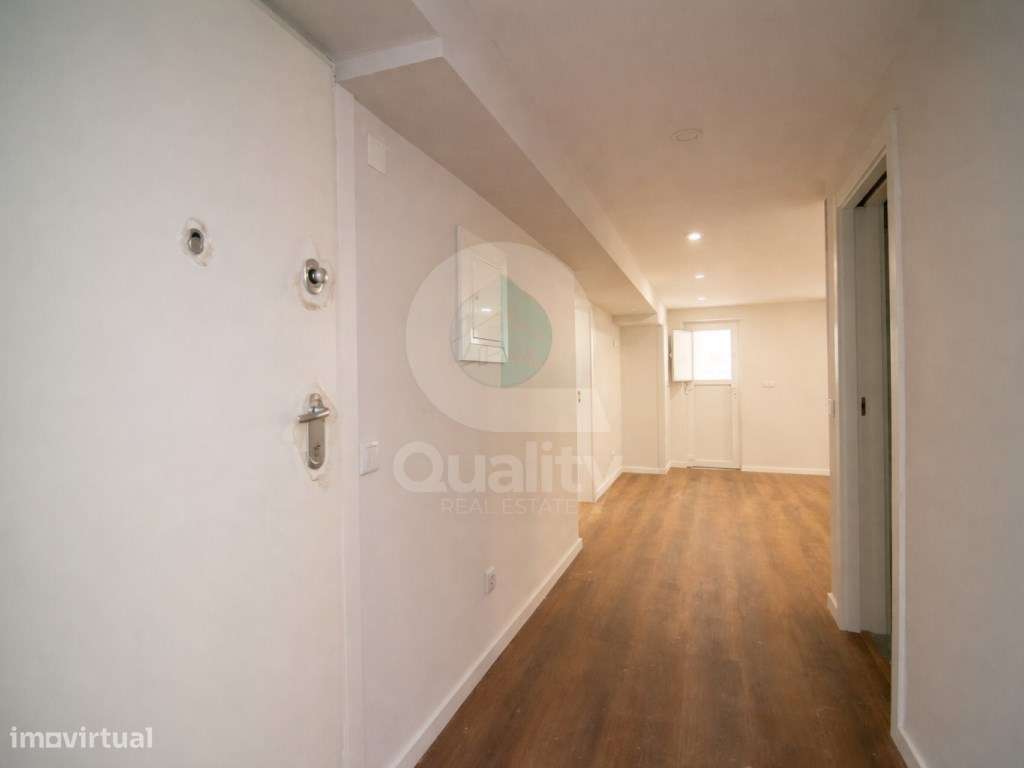 T3 remodelado no centro do Barreiro-25