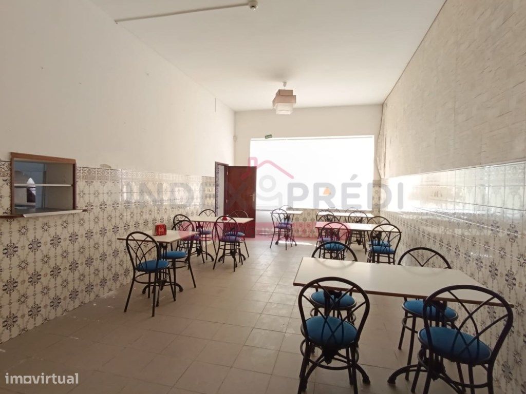 Moradia com Restaurante e Apartamento - Ílhavo - Grande imagem: 1/15