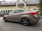 Hyundai Elantra 1.6 Comfort - 4