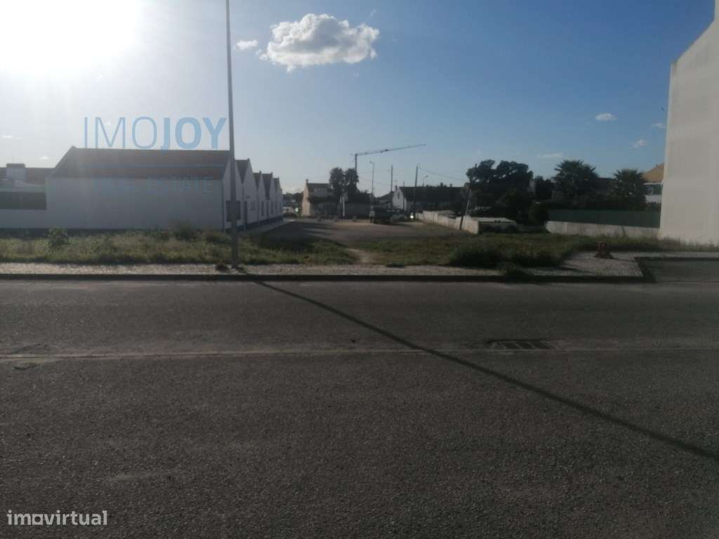 Terreno Urbano para Investimento em Pegões - Grande imagem: 4/25