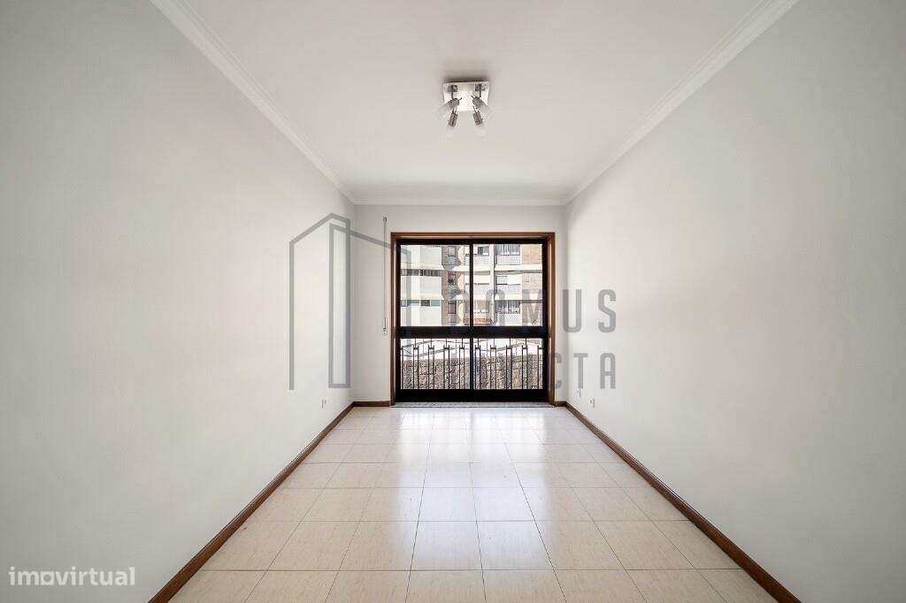 Apartamento T1, ao Marquês, no Porto - Grande imagem: 4/27