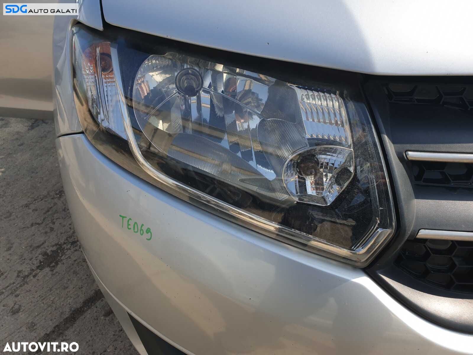 Far Dreapta Halogen Dacia Logan 2 2012 - 2016 Cod 260102523R [C4589] - 1