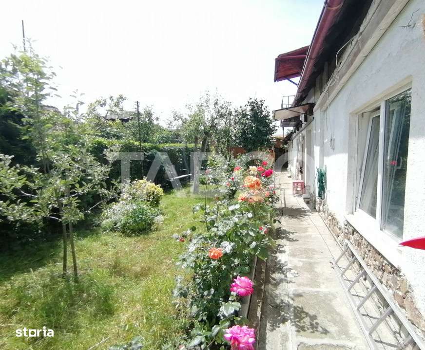 Casa in zona Centrala din Sibiu cu 6 camere garaj pivnita teren 585 mp - Imagine principală: 2/19