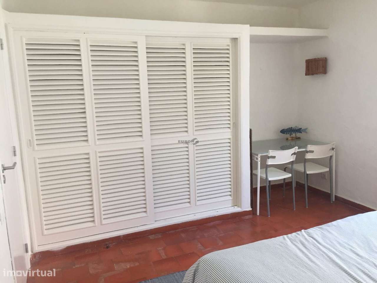 Moradia Algarvia Renovada com Piscina a 600 m da Praia de Santa Eul...-9