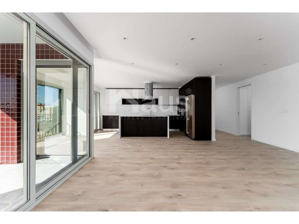 Apartamento T3 + 1 com garagem - Grande imagem: 3/18