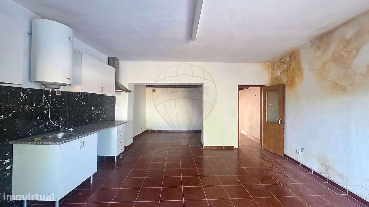 Moradia T1 para venda-9