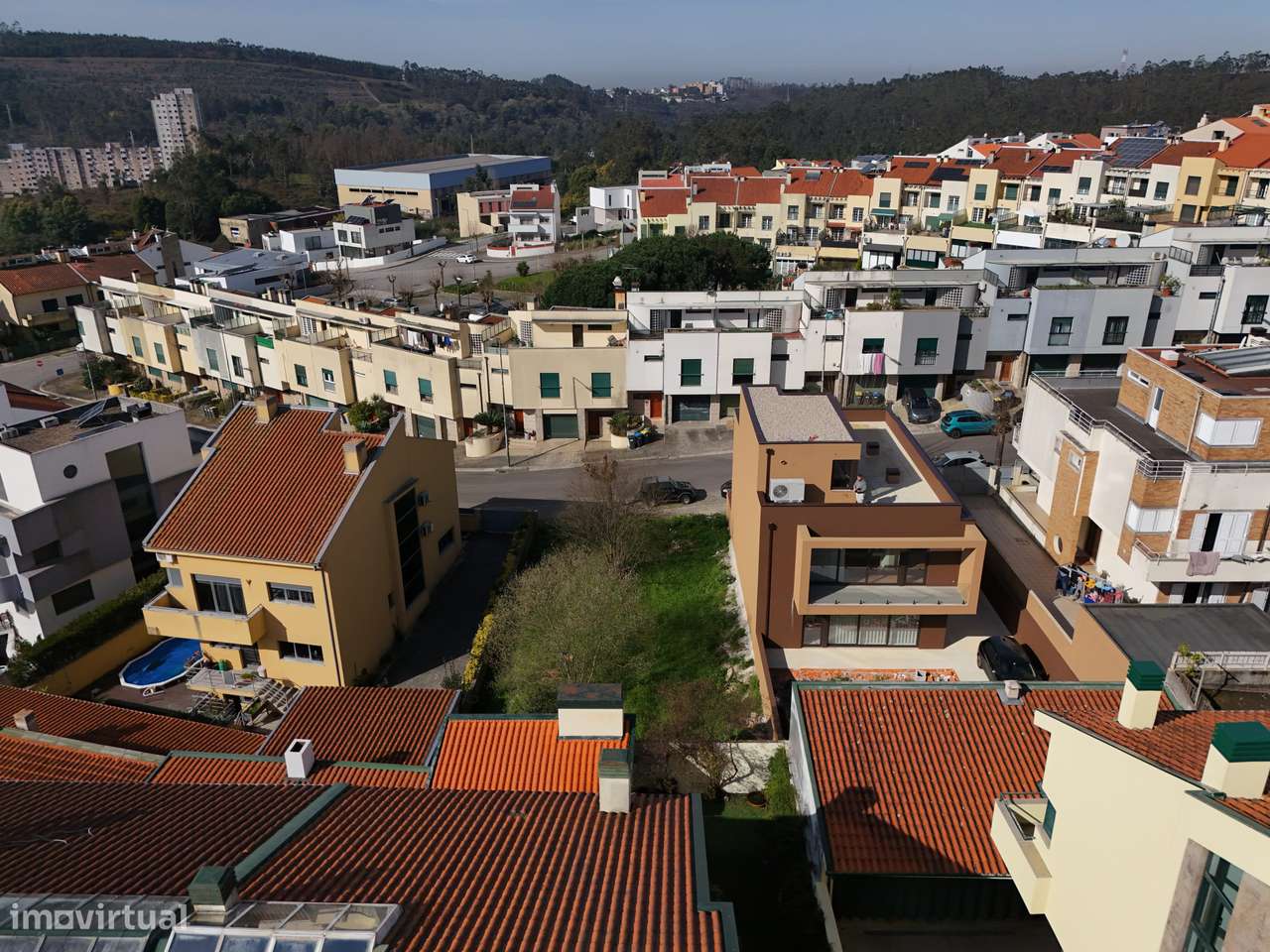 Terreno à venda na Urbanização Quinta da Lousa, Valongo - Grande imagem: 2/5