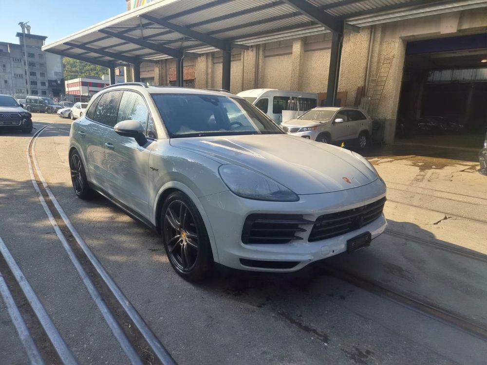 Porsche Cayenne III (2017-) E-Hybrid Tiptronic S Platinum Edition 2022