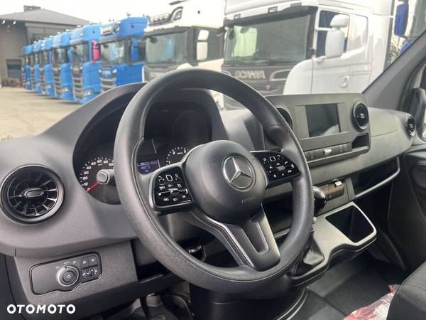 Mercedes-Benz Sprinter 317 CDI max L3H2 L4H2 z Niemiec nawigacja kamer z Niemiec 2021 - 17